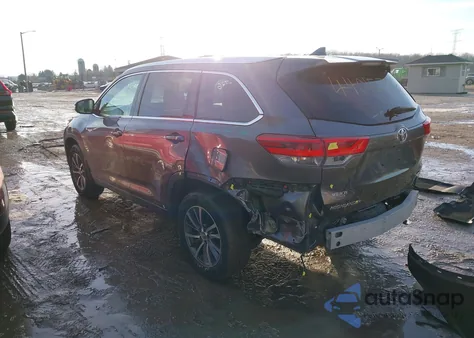 2017 Toyota Highlander Xle from USA, damaged, VIN 5TDJZRFHXHS472825